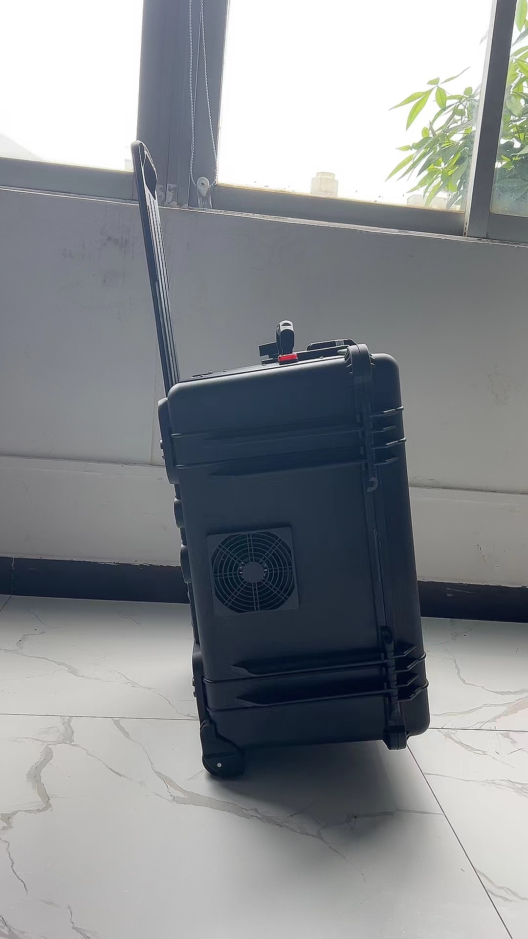 宜兴手拉箱型移动通信干扰器